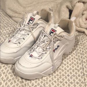 Fila disruptor shoe